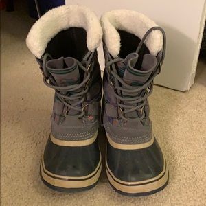 Sorel boots size 36